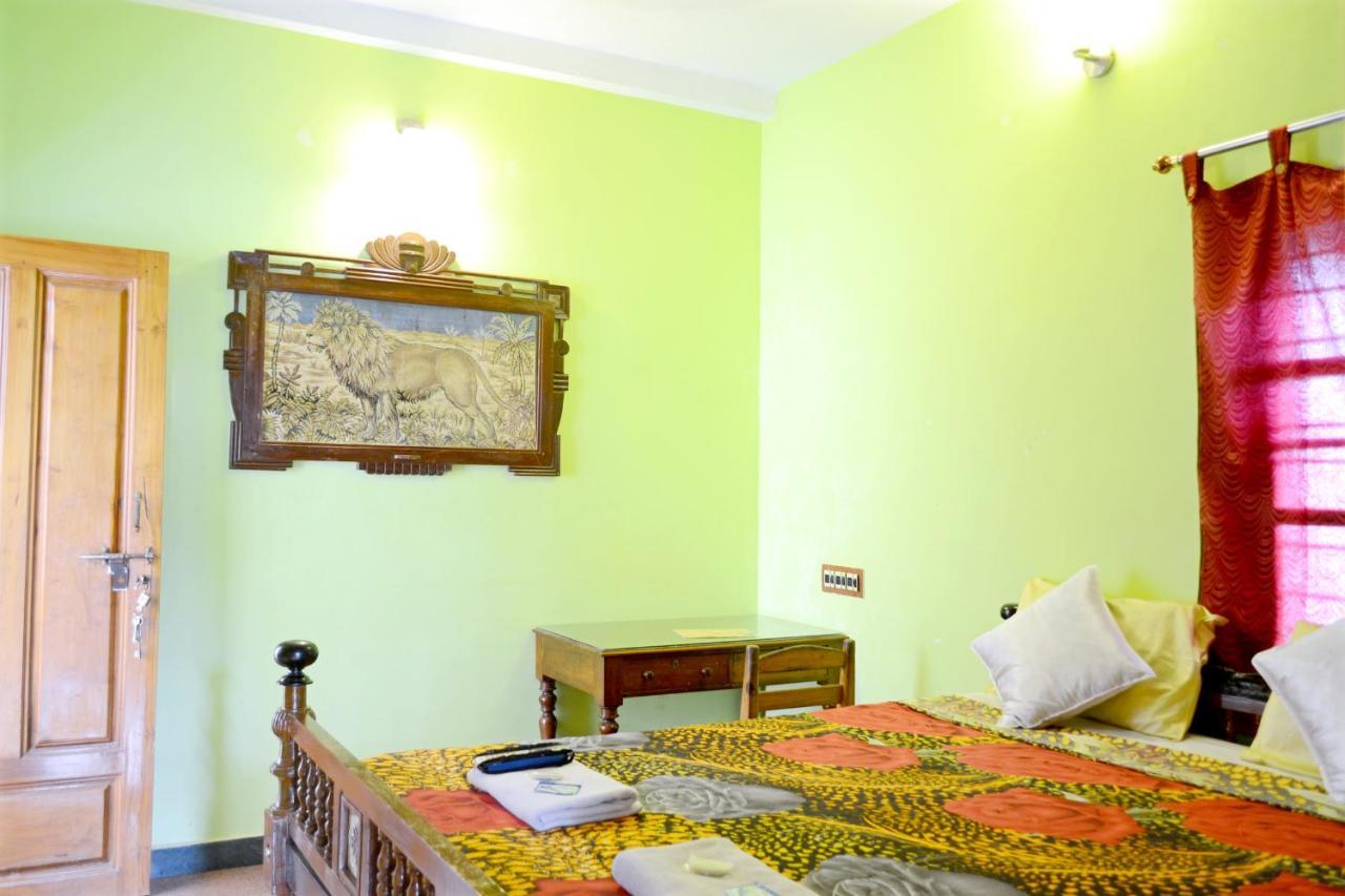 A La Villa Creole Puducherry Zewnętrze zdjęcie