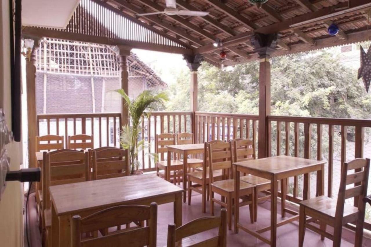 A La Villa Creole Puducherry Zewnętrze zdjęcie